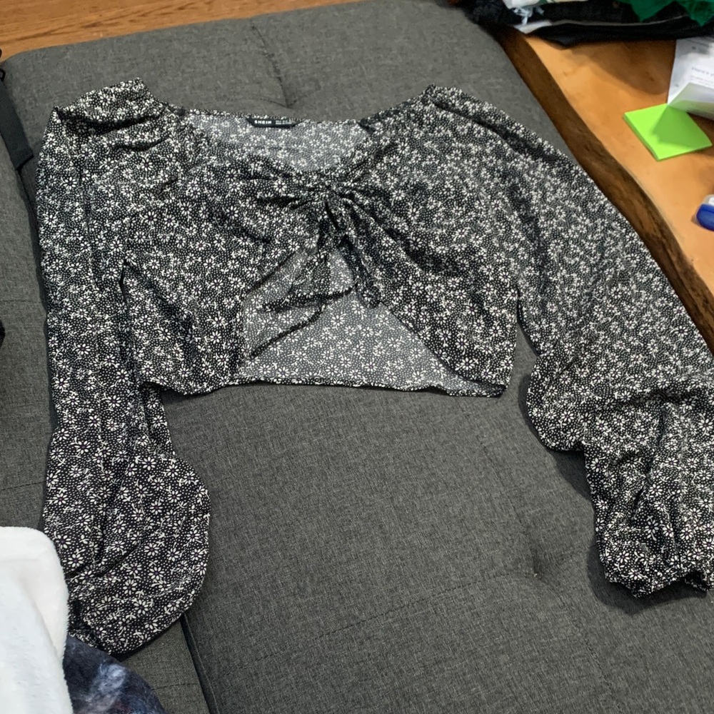 SHEIN Black Floral Blouse